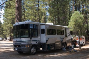 Our beloved, and now clean, motorhome. (Zipping through Lake Tahoe) Our beloved, and now clean, motorhome. (Zipping through Lake Tahoe)