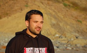 Me, watching the sun set over the Pacific Ocean. (San Francisco) Me, watching the sun set over the Pacific Ocean. (San Francisco)