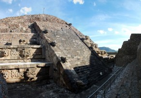 The Pyramid of the Feathered Serpent. (Teotihuacán)
