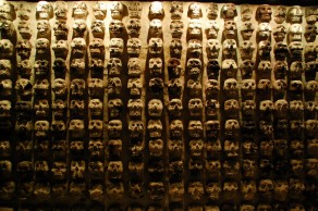 The more skulls the better! (Leaving Mexico City) The more skulls the better! (Leaving Mexico City)