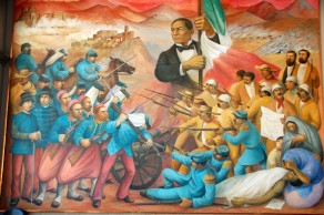 Another enormous mural. Notice the chair bottom-left, for scale. (Leaving Mexico City) Another enormous mural. Notice the chair bottom-left, for scale. (Leaving Mexico City)