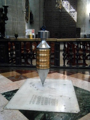 The pendulum tracing the Cathedral’s twisting. (Leaving Mexico City) The pendulum tracing the Cathedral’s twisting. (Leaving Mexico City)