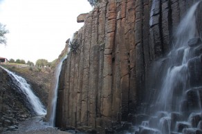 The Los Prismas waterfalls. (Hidalgo) The Los Prismas waterfalls. (Hidalgo)