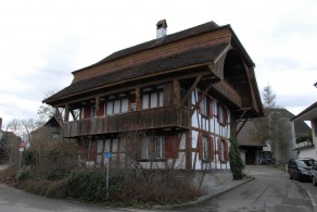 An example of the old Swiss buildings, still kept all over the country. (Switzerland) An example of the old Swiss buildings, still kept all over the country. (Switzerland)