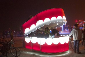 The Chatter Box Art Car (Burning Man 2012) The Chatter Box Art Car (Burning Man 2012)