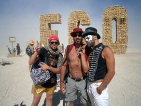 Smoking eGo vaporizer in front of EGO (Burning Man 2012) Smoking eGo vaporizer in front of EGO (Burning Man 2012)