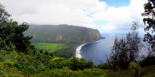 Waipio Valley Lookout (Hawaii) Waipio Valley Lookout (Hawaii)