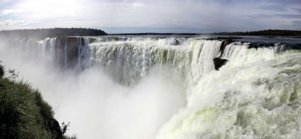 The Devil’s Throat, Iguazu, Argentina (Panorama Tutorial)