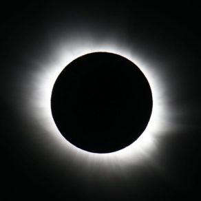 NORWAY-ASTRONOMY-ECLIPSE (Daily Photo)