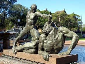 I just love this statue. (Sydney Infrequently Asked Questions)
