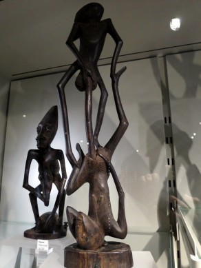 African carving of … oh god… I .. What is? Never mind. (Vancouver Travel Guide)