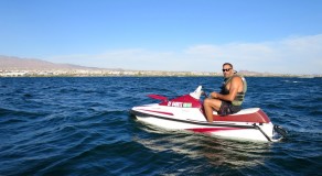 Jet skiing Lake Havasu (Lake Havasu)