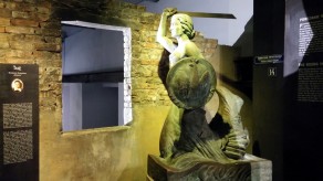 The Uprising Museum (Warsaw Wedding) The Uprising Museum (Warsaw Wedding)