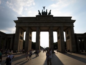 Brandeburg Tor. (Berlin and Tuntenhaus) Brandeburg Tor. (Berlin and Tuntenhaus)