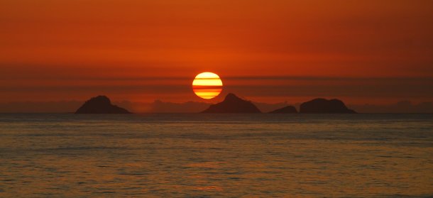 Sunset over Rio (Rio de Janeiro, part 1) Sunset over Rio (Rio de Janeiro, part 1)