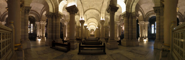 Almudena Cathedral, Below (Madrid Guide) Almudena Cathedral, Below (Madrid Guide)