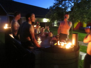 Late-night bathing. (Barcelona, Ljungby, London and Ireland)