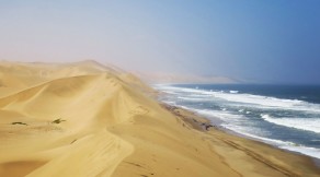 The birth of a dune. (Swakopmund) The birth of a dune. (Swakopmund)