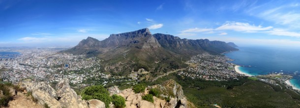 Lion’s Head: View of Table Mountain (Cape Town)