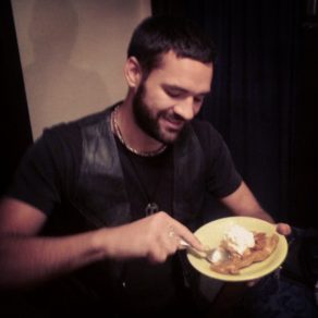 11363860_1590308857885118_1833195146_n (Instagram Download)