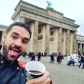 23594151_984091845075887_2216831577235652608_n (Instagram Download)